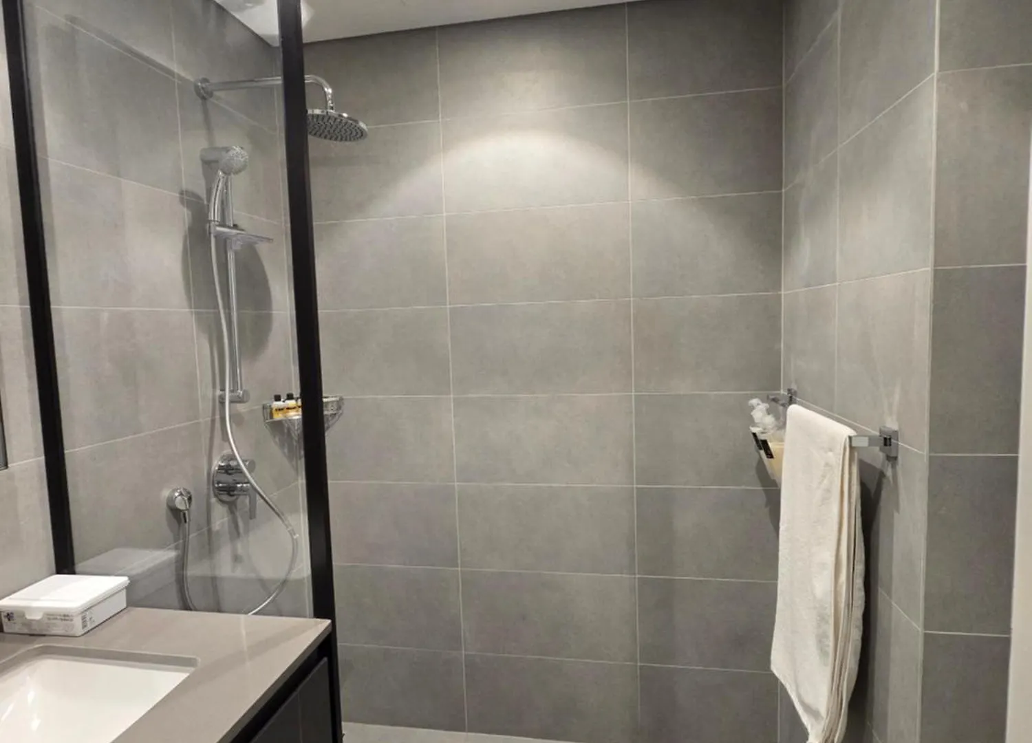 Midori Elegant Living Apartment Sharjah United Arab Emirates