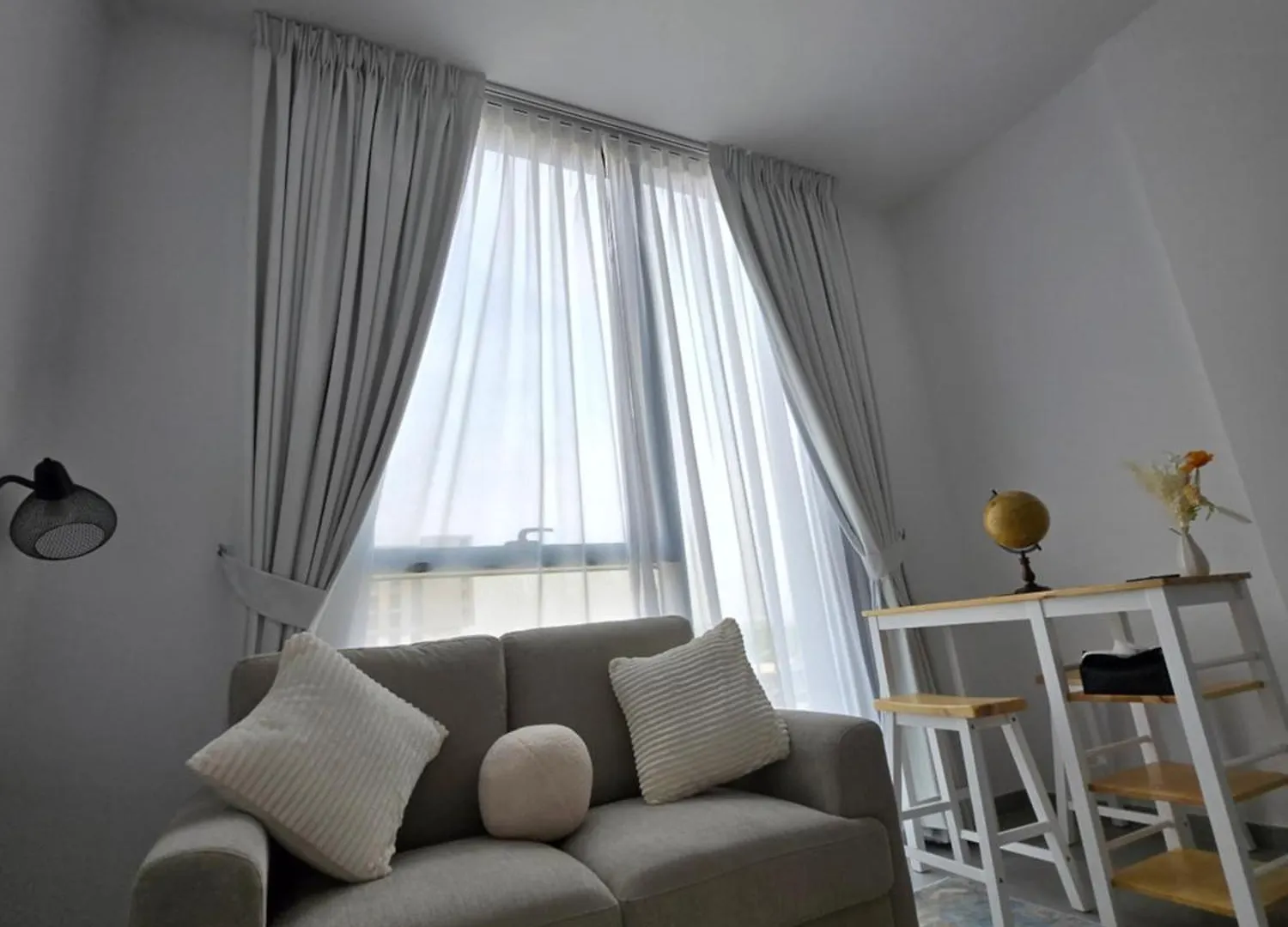 Midori Elegant Living Apartment Sharjah 0*,